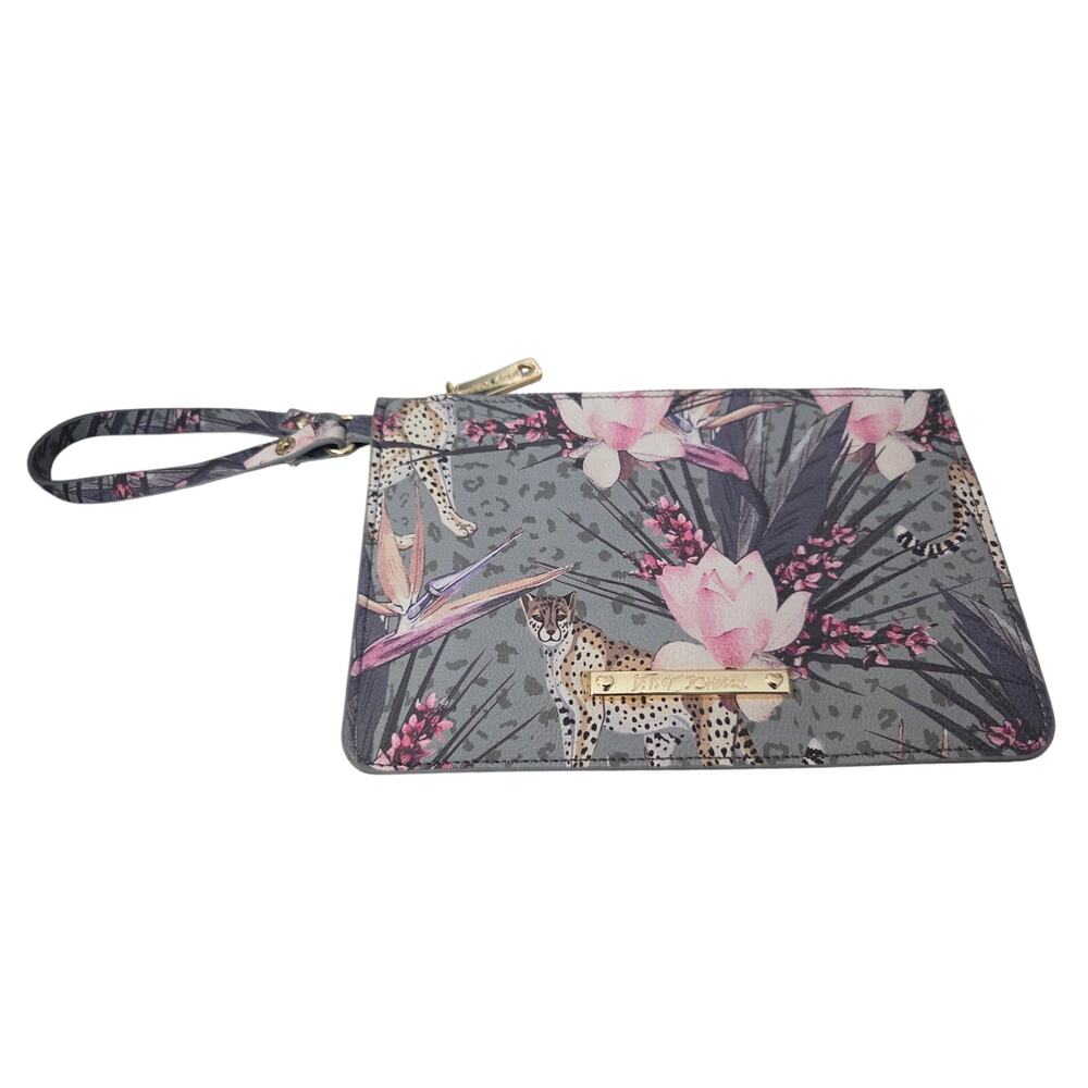 BETSEY JOHNSON Wristlet Wallet Zip Gray Floral Card Lotus Clutch Handbag